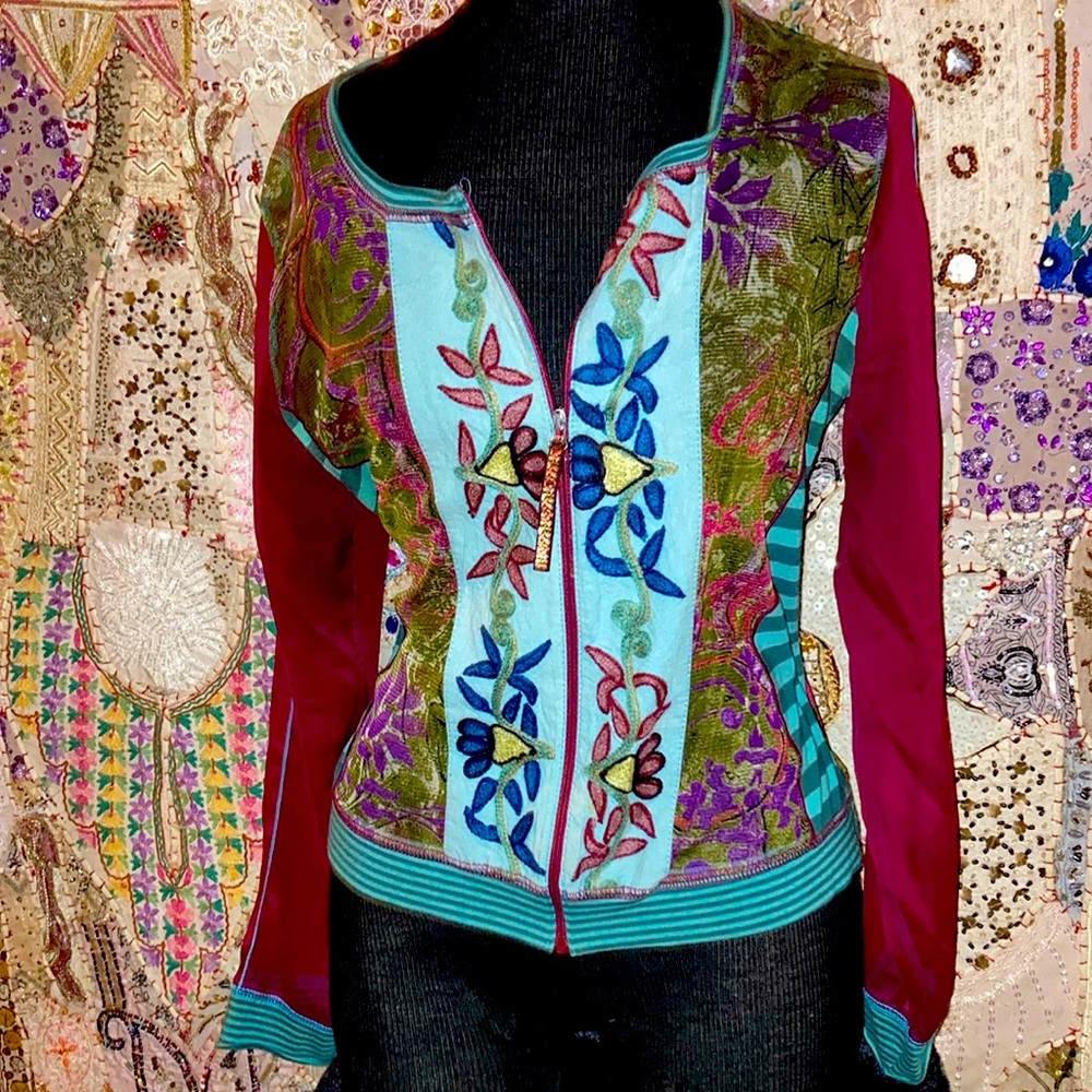 Multi textured and sheer stylish jacket/top jersey, cotton, embroidered design